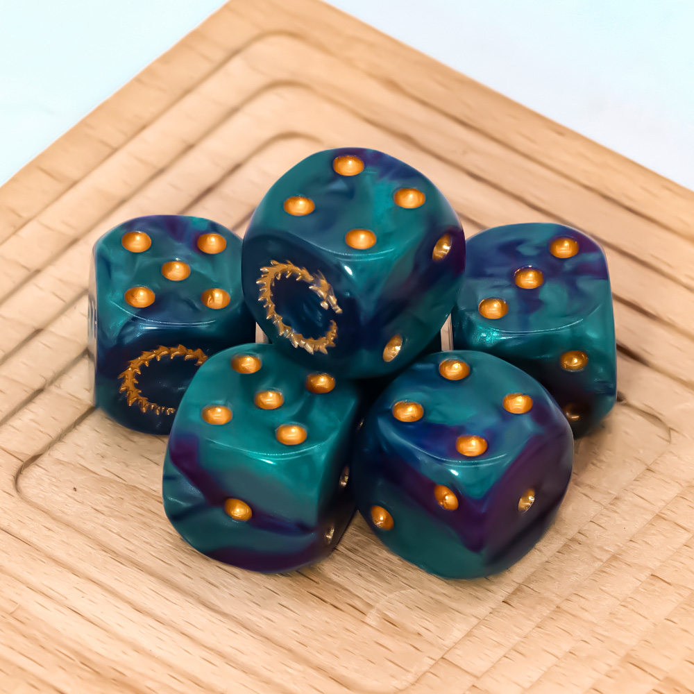 مجموعة من 6 قطع من نرد D6 ذهبي - مراجعة Board Game Dnd وسعره